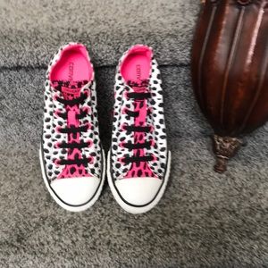 Converse animal print kids sz 2 BNWT